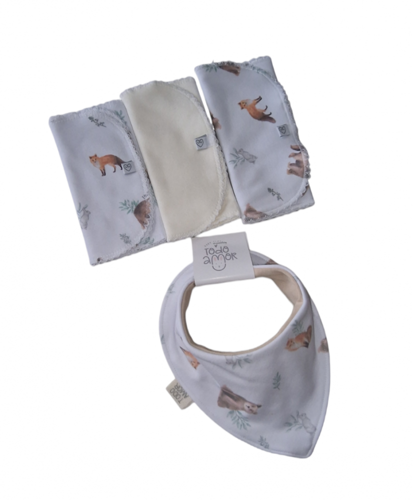 Set Babero Bandana Reversible + Tres Babita Ciro-Todo Amor Baby
