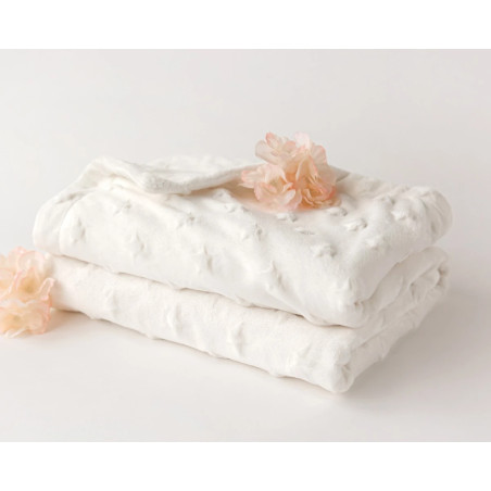 Mantita para bebés blanca con estrellas en relieve-Kiokids