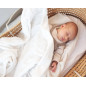 Mantita para bebés blanca con estrellas en relieve-Kiokids