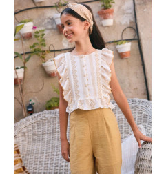 Blusa de niña blanca con estampado mostaza y volantes laterales-Dadati