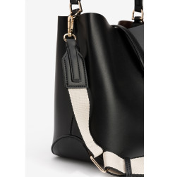 Bolso negro con asa ancha-Tiffosi