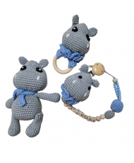 Set sonajero, sujeta chupetes y muñequito de apego tejido a mano y personalizado
